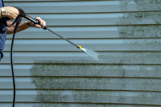 Animal Enclosure Cleaning in Kewaunee, WI